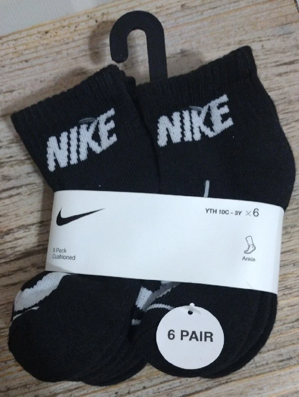 Nike Black 6 Pack Cushioned Ankle Socks Boy's YTH-10C-3Y 🆕